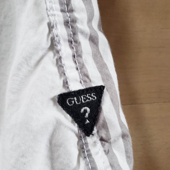 Guess Brand Slim Fit Mens long sleeved shirt, size Medium - Picture 3 of 9